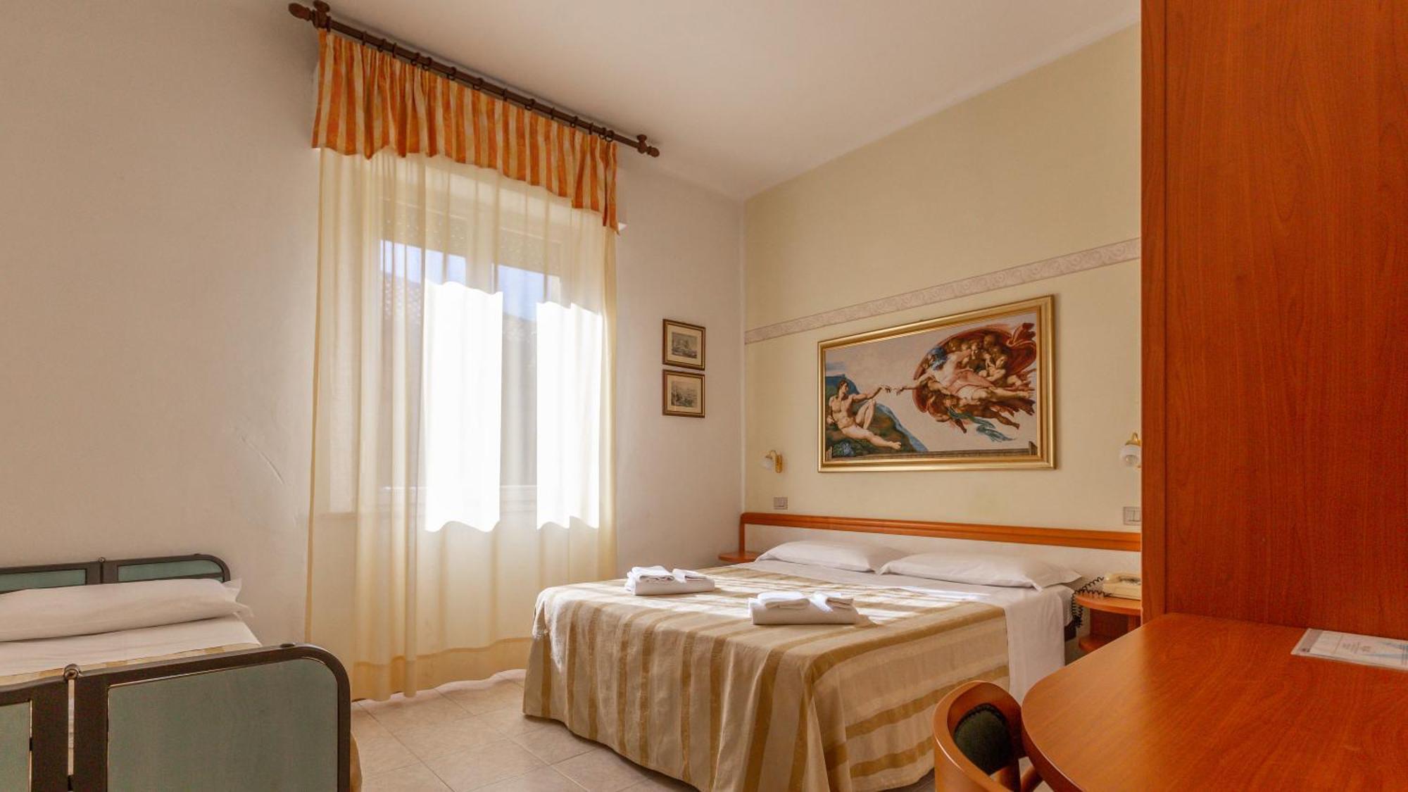 רימיני Hotel Parco Fellini מראה חיצוני תמונה